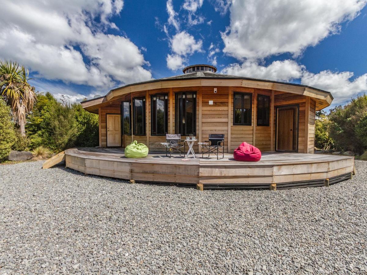 The Snowglobe - Ohakune Modern Yurt Style Chalet 外观 照片